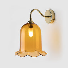 Note: Image shows G9 bulb.