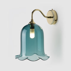 Note: Image shows G9 bulb.