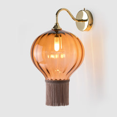 Note: Image shows G9 bulb.