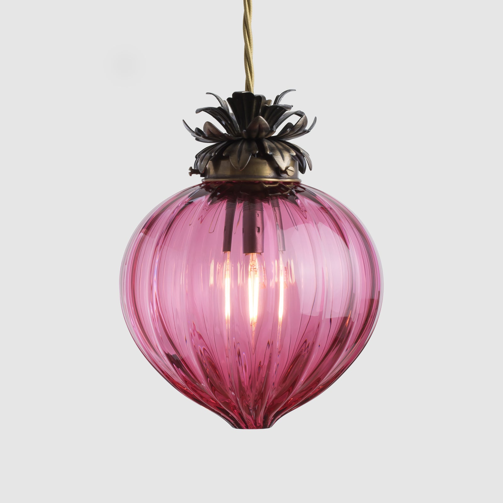 Flora Pendant Standard
