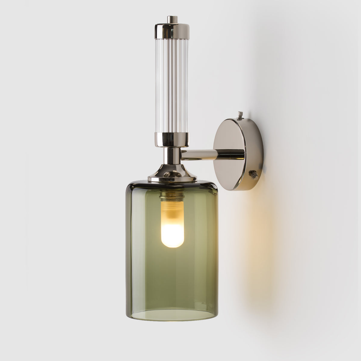 Note: Image shows G9 bulb.