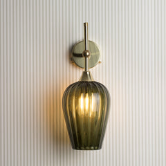 Retro Petite Wall Light in Eel Optic glass and polished brass